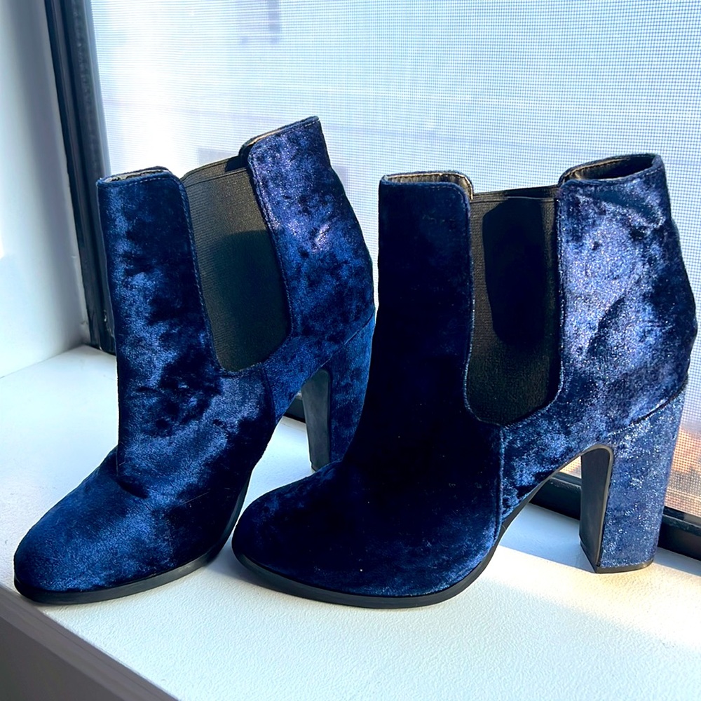 Blue velvet heels. Moderately used. Look good as new.